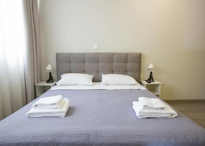 Raise Boutique Rooms In The Center Of Athens